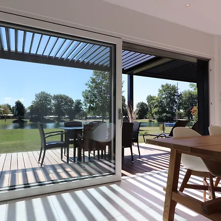 호텔 Freizeitcenter Oberrhein 3*